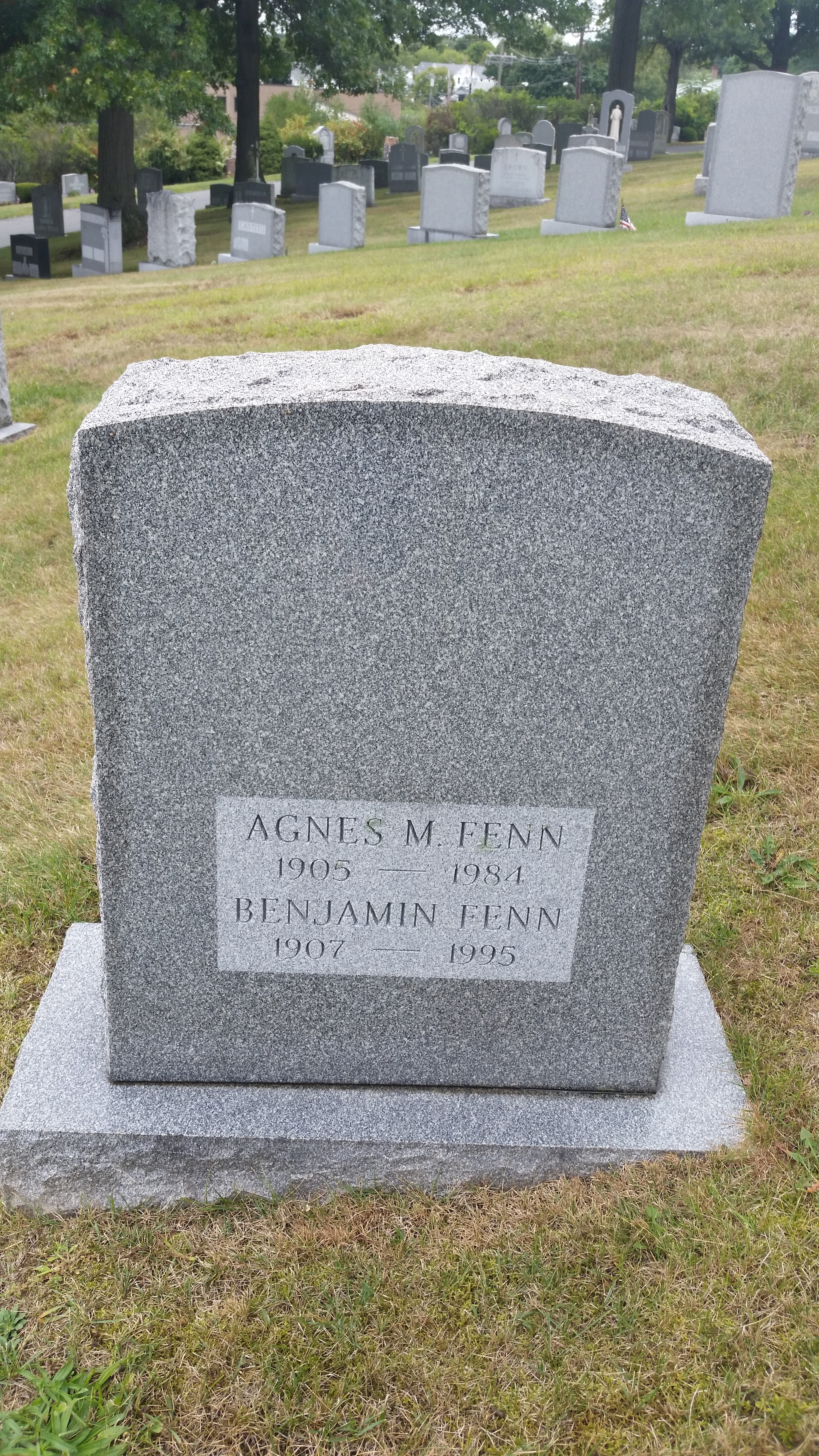 Benjamin and Agnes Fenn - gravestone
